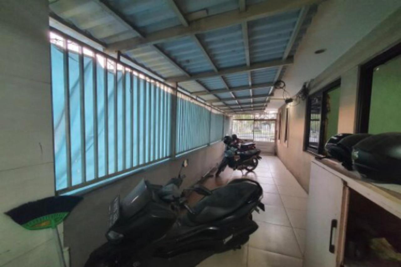 Oyo 93109 Garden Homestay 1 Tpr Surabaya Exterior foto